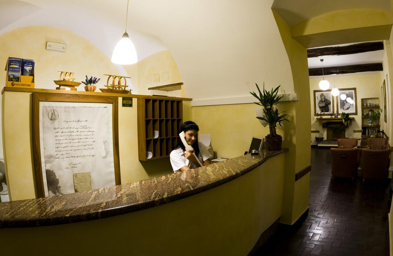Crotto Del Misto Hotel Lezzeno Buitenkant foto